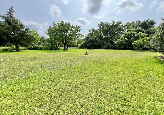 Photo 2 of Sale Pending at 15119 Highway 6, Santa Fe, TX 77517 | MLS# 66242249 | Listing updated on 2026-09-14