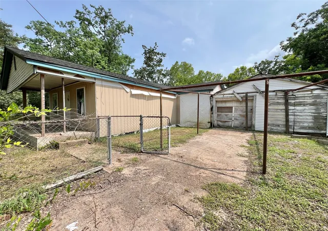 Photo 4 of Sale Pending at 15119 Highway 6, Santa Fe, TX 77517 | MLS# 66242249 | Listing updated on 2026-09-14