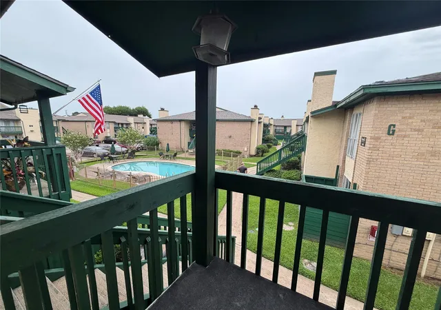 Condo for sale at 1516 Bay Area Blvd #F4, Houston, TX 77058 | MLS# 90168978 | Listing updated on 2026-08-10