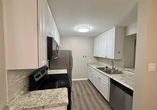 Photo 3 of Condo for sale at 1516 Bay Area Blvd #F4, Houston, TX 77058 | MLS# 90168978 | Listing updated on 2026-08-10