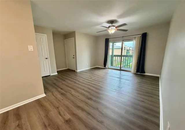 Photo 4 of Condo for sale at 1516 Bay Area Blvd #F4, Houston, TX 77058 | MLS# 90168978 | Listing updated on 2026-08-10