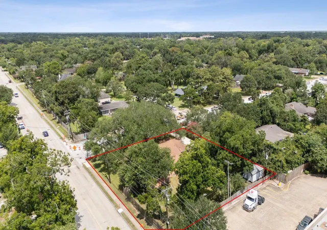 21st image of 1613 S Hood St, Alvin, TX 77511 | MLS# 79062564