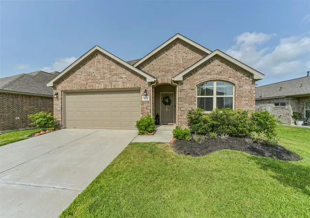 3rd image of 4124 E Bayou Maison, Dickinson, TX 77539 | MLS# 56298008
