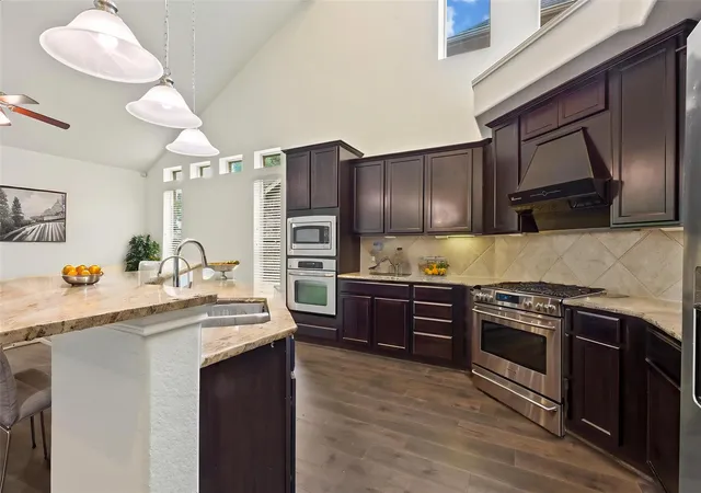 4th image of 19634 Candlewood Oaks Ln, Spring, TX 77379 | MLS# 34046221