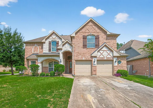 Photo 2 of Single family home for sale at 1840 Leela Springs Dr, Conroe, TX 77304 | MLS# 12888165 | Listing updated on 2026-08-09