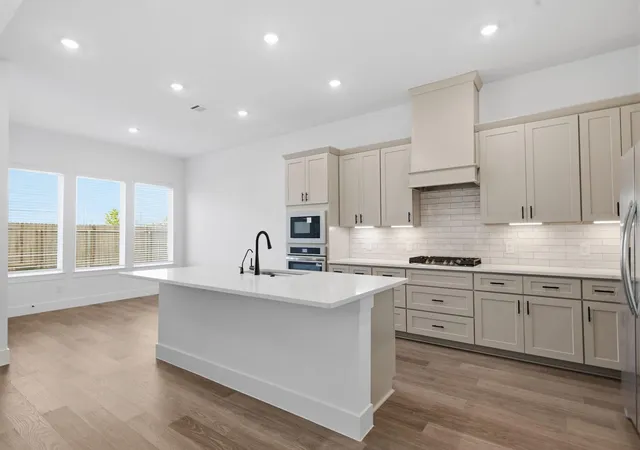 4th image of 3419 Summercrisp Hallow Ln, Pearland, TX 77581 | MLS# 19777352