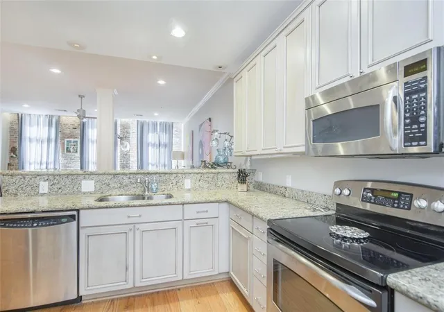 Photo 4 of Condo for sale at 2207 Post Office St #315, Galveston, TX 77550 | MLS# 15573882 | Listing updated on 2026-09-15