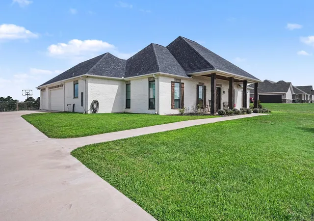 Photo 3 of Single family home for sale at 184 Randi Rd, Bellville, TX 77418 | MLS# 38604311 | Listing updated on 2026-09-17