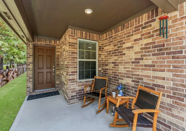 Photo 2 of Single family home for sale at 201 Flaxen Chestnut, Spring, TX 77382 | MLS# 29272036 | Listing updated on 2026-09-03