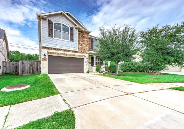 1st image of 565 Winburn Tide Ln, La Porte, TX 77571 | MLS# 17822120