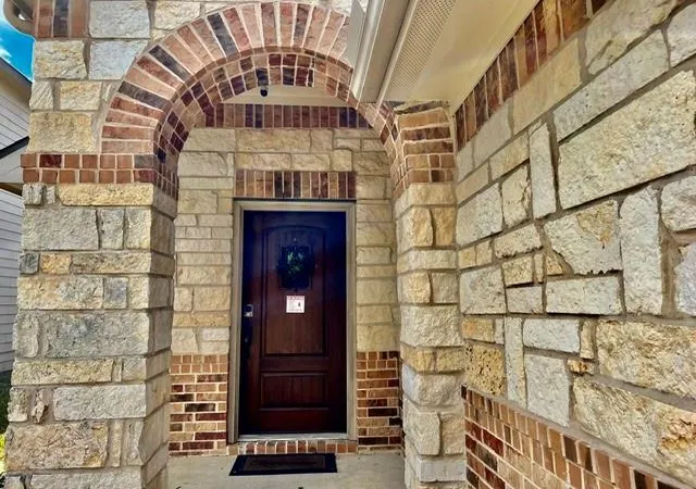 Photo 3 of Single family home for sale at 1510 Spencer Glen Ln, Houston, TX 77073 | MLS# 53105758 | Listing updated on 2026-09-10