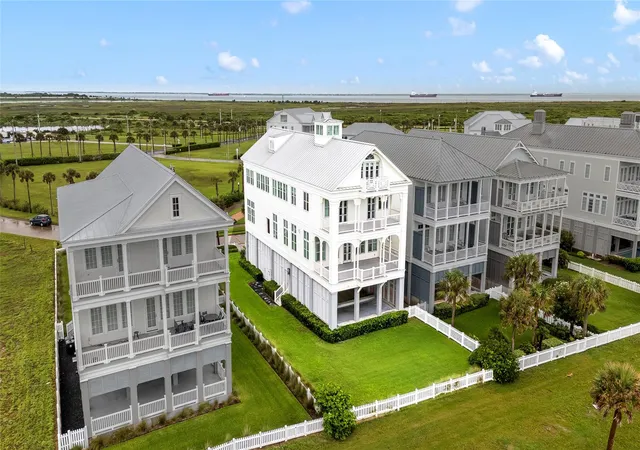 1st image of 2425 E Seaside Dr, Galveston, TX 77550 | MLS# 42954486