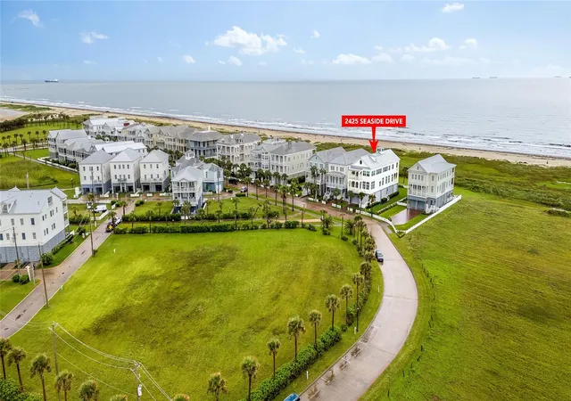 2nd image of 2425 E Seaside Dr, Galveston, TX 77550 | MLS# 42954486