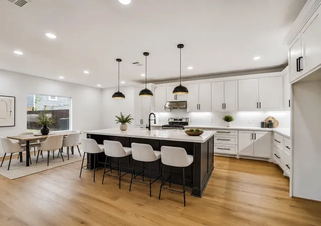 5th image of 514 Melbourne St #B, Houston, TX 77022 | MLS# 16194637