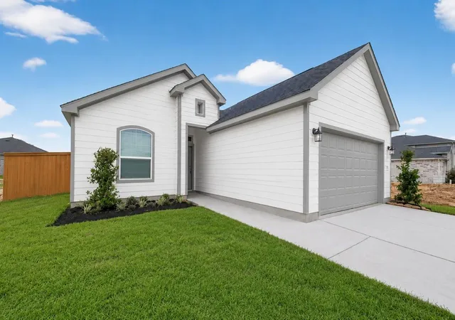 Photo 2 of Single family home for sale at 20915 Attalos Stoa Rd, Crosby, TX 77532 | MLS# 65308481 | Listing updated on 2026-08-13