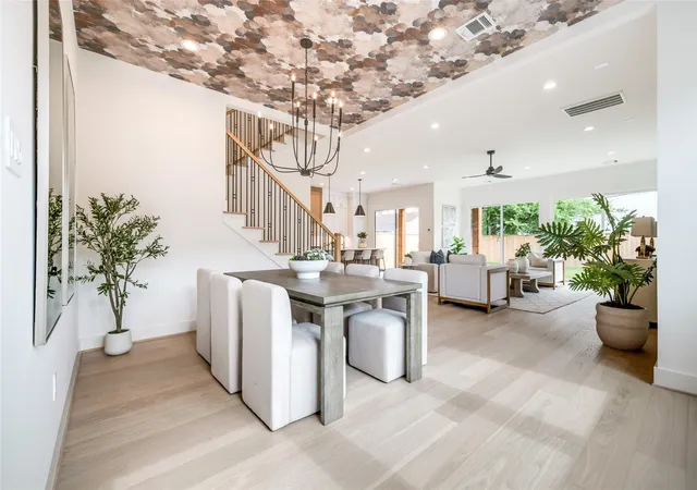 5th image of 834 Waverly St, Houston, TX 77007 | MLS# 46031576