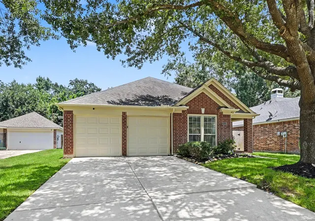 Photo 2 of Single family home for sale at 28518 Ashlyn Ridge Ln, Spring, TX 77386 | MLS# 60439489 | Listing updated on 2026-09-19