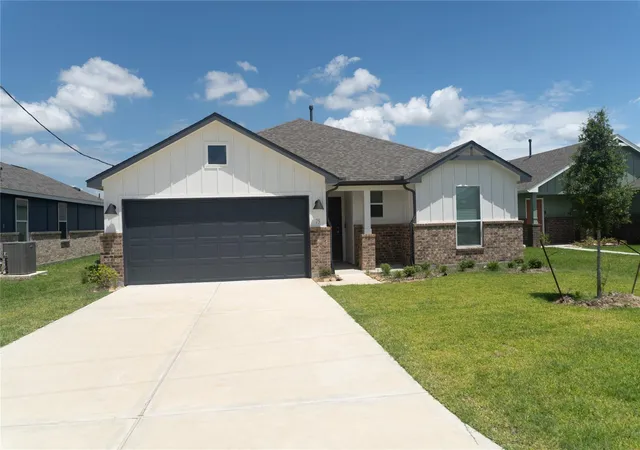 1st image of 75 Road 51030, Cleveland, TX 77327 | MLS# 77271017