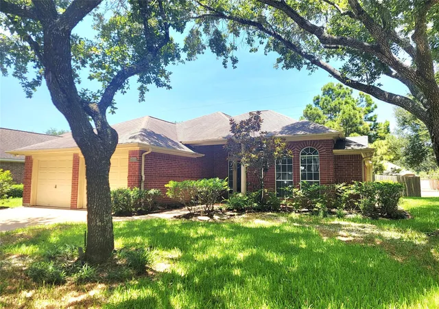 Photo 3 of Single family home for sale at 5015 Aquilla Ct, Missouri City, TX 77459 | MLS# 58797254 | Listing updated on 2026-10-04