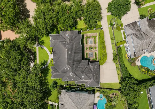 50th image of 3 Waterford Pointe Cir, Sugar Land, TX 77479 | MLS# 77018433