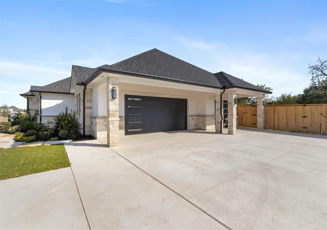 Photo 3 of Single family home for sale at 4712 Foxglove Ct, College Station, TX 77845 | MLS# 69710662 | Listing updated on 2026-09-27