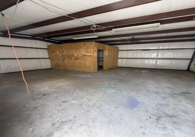 Photo 4 of Sale Pending at 1001 Cervantes St, Victoria, TX 77901 | MLS# 79355250 | Listing updated on 2026-08-30