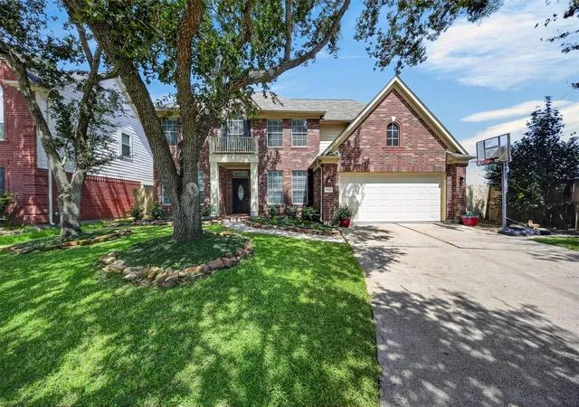 Photo 2 of Sale Pending at 7015 Angel Oaks Ct, Richmond, TX 77407 | MLS# 23696251 | Listing updated on 2026-08-31