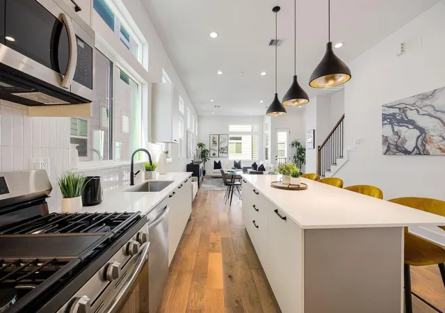 Photo 1 of Single family home for sale at 303 Marcella St #F, Houston, TX 77091 | MLS# 60281350 | Listing updated on 2026-09-20