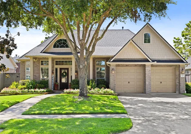 2nd image of 1710 Windy Brook Ln, League City, TX 77573 | MLS# 3874704