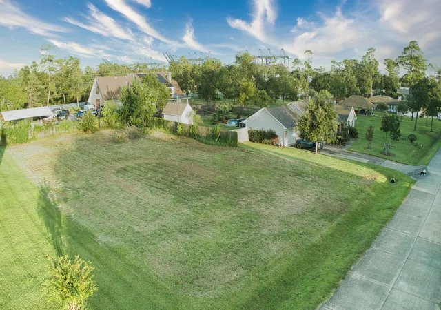 1st image of 0 E Country Club Dr, La Porte, TX 77571 | MLS# 6680389
