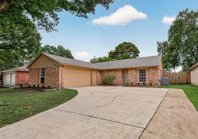 Photo 3 of Single family home for sale at 14223 Bateau Dr, Cypress, TX 77429 | MLS# 43174113 | Listing updated on 2026-09-20
