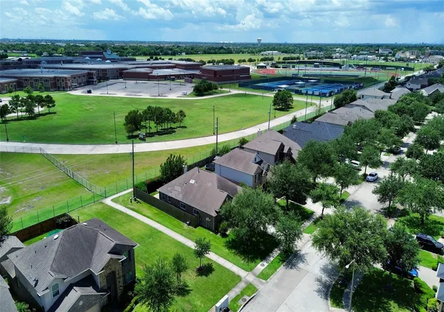 29th image of 2299 Cantabria Ln, League City, TX 77573 | MLS# 8568068