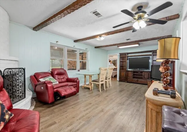 4th image of 504 Catfish Ln, Conroe, TX 77384 | MLS# 64989801