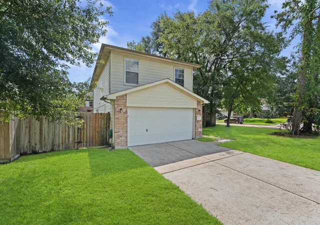 Photo 3 of Sale Pending at 16102 Mesa Blvd, Humble, TX 77396 | MLS# 93301428 | Listing updated on 2026-10-05