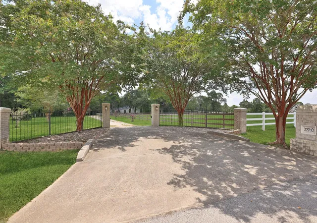 2nd image of 32010 Park Meadow Pass, Magnolia, TX 77355 | MLS# 10899271