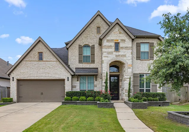 1st image of 1818 Lottie Moore Loop, Richmond, TX 77469 | MLS# 7406559