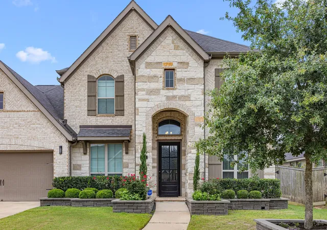 2nd image of 1818 Lottie Moore Loop, Richmond, TX 77469 | MLS# 7406559