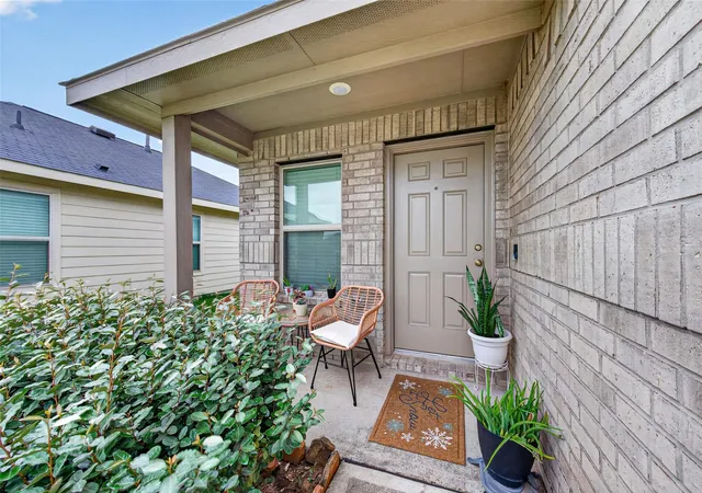 Photo 2 of Single family home for sale at 24106 Maple Turn Ln, Hockley, TX 77447 | MLS# 71903317 | Listing updated on 2026-09-16