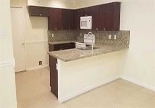 4th image of 3903 Mountain Rose Ln, Houston, TX 77043 | MLS# 32723920