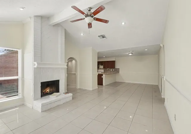 5th image of 3903 Mountain Rose Ln, Houston, TX 77043 | MLS# 32723920