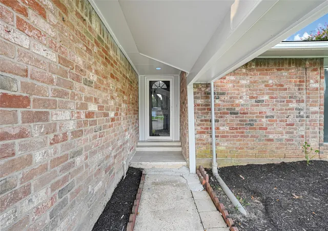 3rd image of 10554 Quail Ridge Ln, Sugar Land, TX 77498 | MLS# 59458168