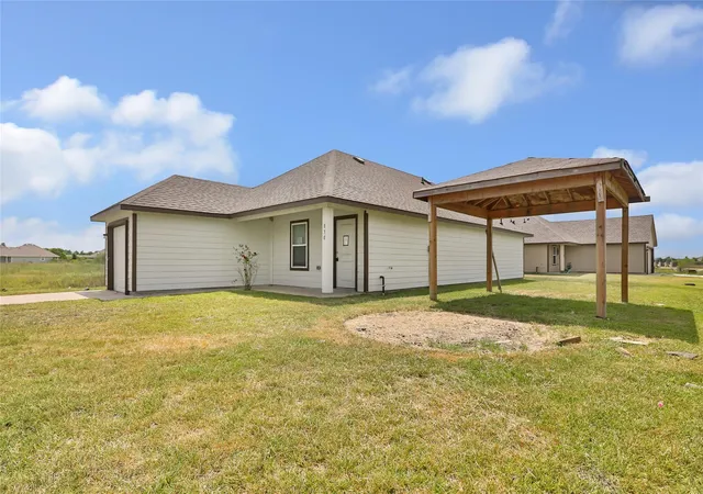 Photo 3 of Single family home for sale at 830 Road 5501, Cleveland, TX 77327 | MLS# 44966292 | Listing updated on 2026-10-21