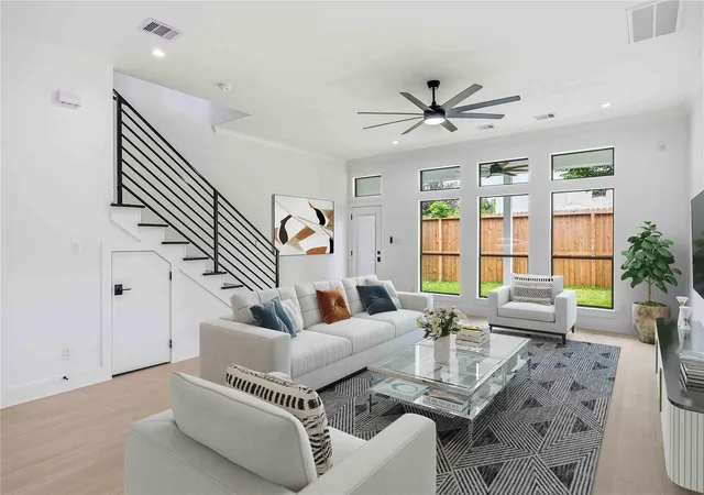 5th image of 4210 New Orleans St, Houston, TX 77020 | MLS# 59210743