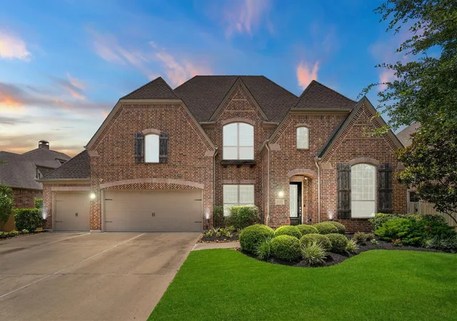 Photo 1 of Sale Pending at 28303 Calaveras Lake Dr, Spring, TX 77386 | MLS# 43198878 | Listing updated on 2026-09-13