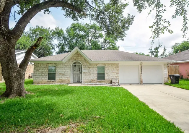 Photo 1 of Single family home for sale at 11510 Leader St, Houston, TX 77072 | MLS# 71381544 | Listing updated on 2026-09-02