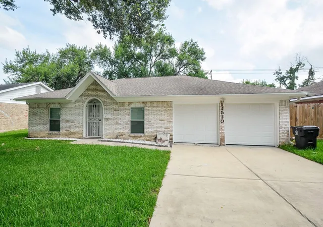 Photo 2 of Single family home for sale at 11510 Leader St, Houston, TX 77072 | MLS# 71381544 | Listing updated on 2026-09-02