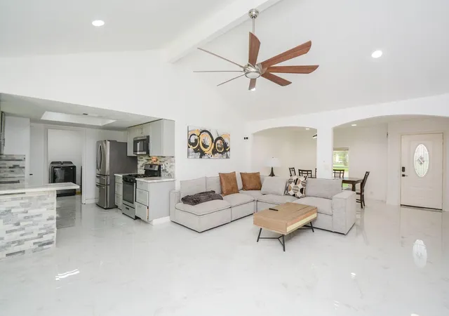 Photo 3 of Single family home for sale at 11510 Leader St, Houston, TX 77072 | MLS# 71381544 | Listing updated on 2026-09-02