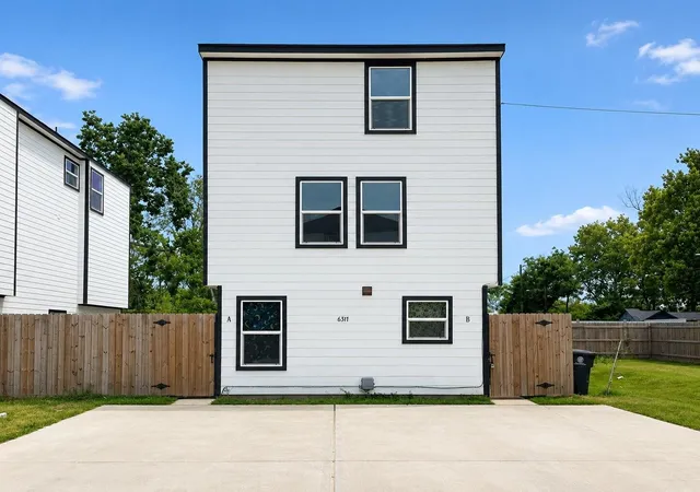 1st image of 6317 Sandra St, Houston, TX 77028 | MLS# 55225766