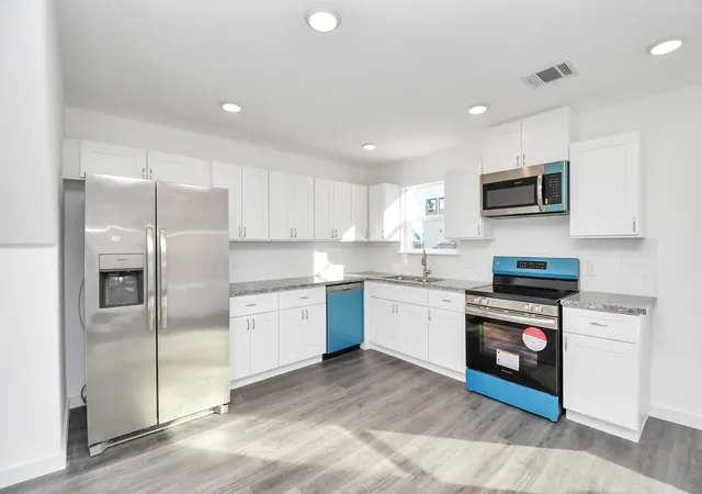 3rd image of 6317 Sandra St, Houston, TX 77028 | MLS# 55225766