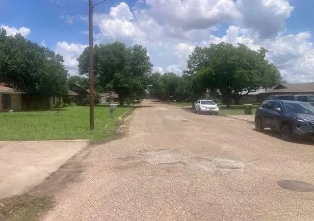 Photo 4 of Single family home for sale at 1410 Lorene Ln, Marlin, TX 76661 | MLS# 2240593 | Listing updated on 2026-08-14